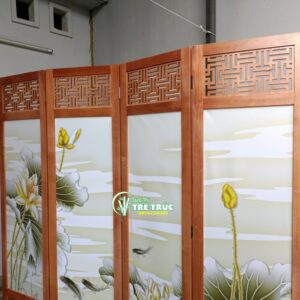 Bình phong khung gỗ tranh vải Hoa Sen Cá Chép